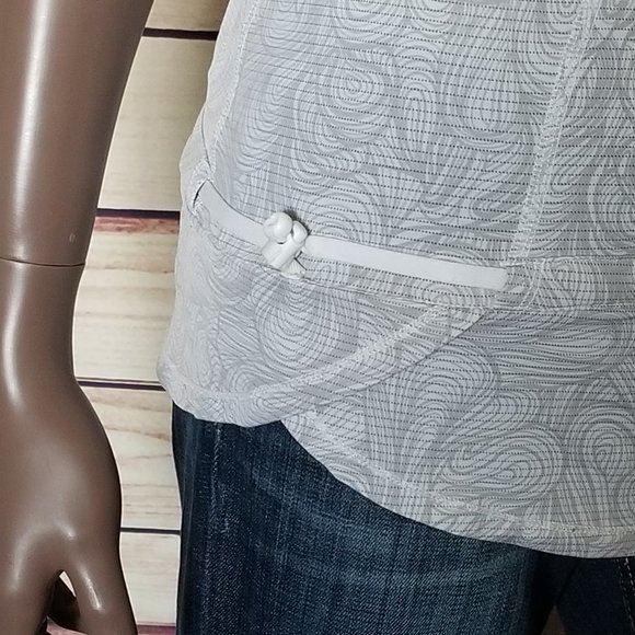 Lululemon Run: Race Tech Mesh Top - Picture 4 of 5